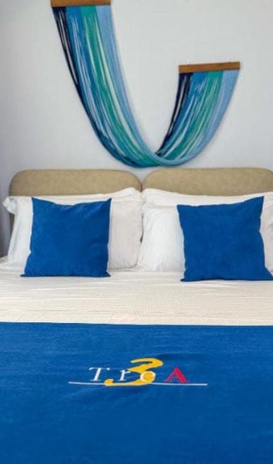 Executive Suite image 2