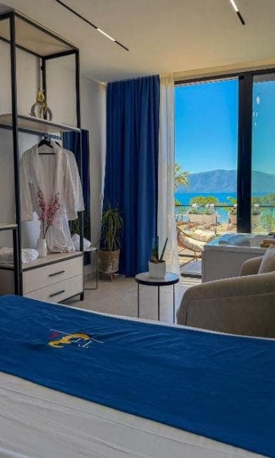Executive Suite image 3
